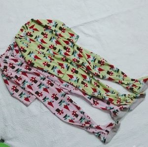 2 Hanna Andersson fleece gnome pajamas 100/110